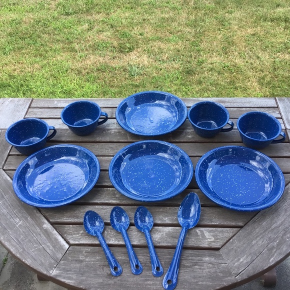 Vintage Speckle Enamel Set Bowls Cups Spoons Blue White Camping Gear Rustic - Picture 1 of 16